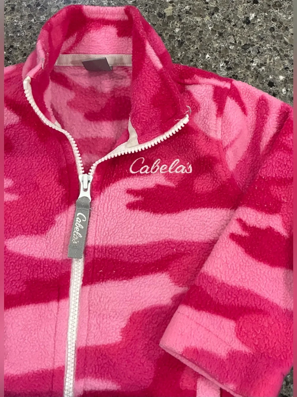 Girls UNDER ARMOUR/NIKE/CABELA’S Oufit…Jackets & Sweatshirt Lot, sz 12 & 18 mo.